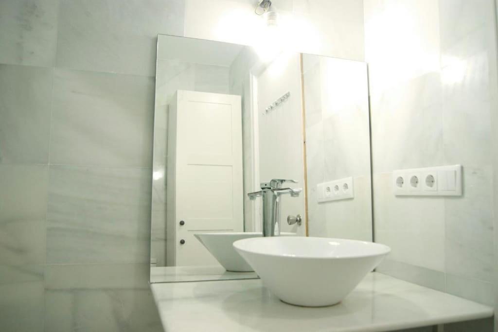 Cadiz Paseo Maritimo Playa Victoria Frontal Mar Apartment ภายนอก รูปภาพ